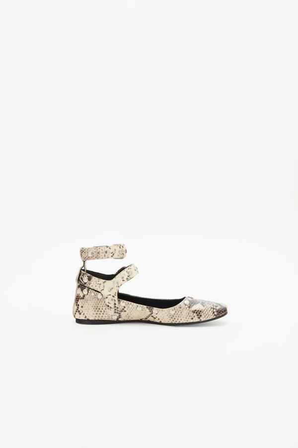 balerina studs reptile