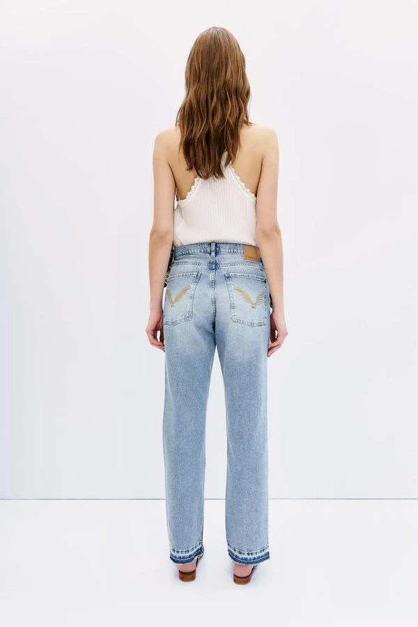 jean joe twirl