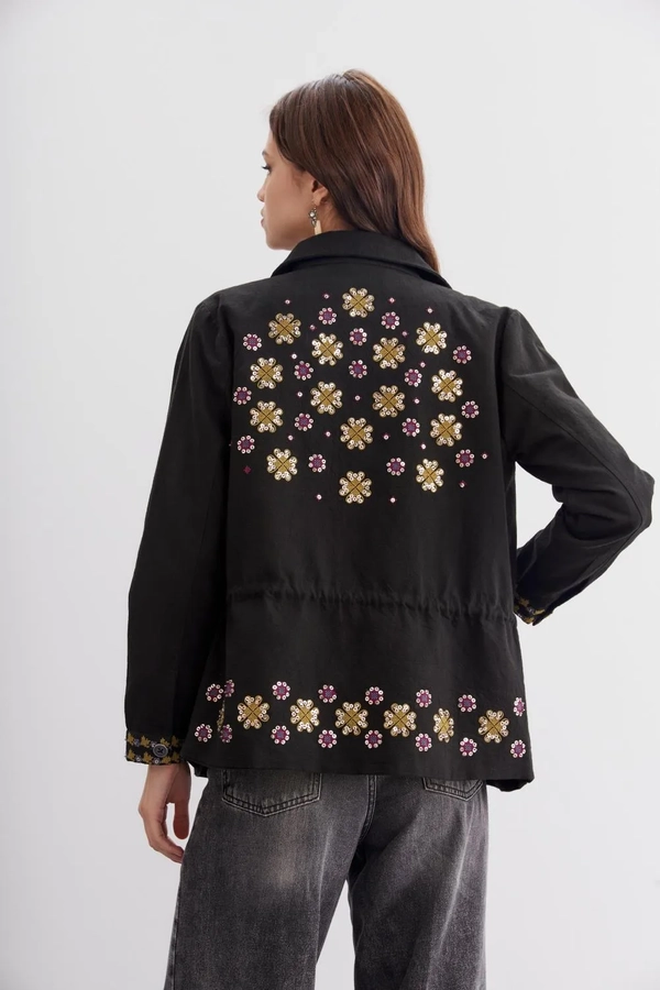 campera army sequins