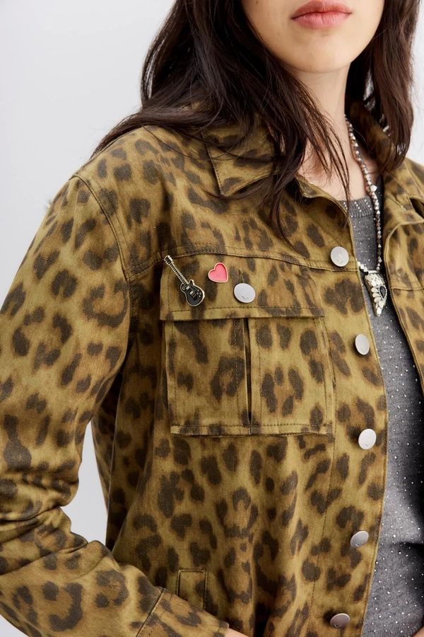 campera canvas leopard