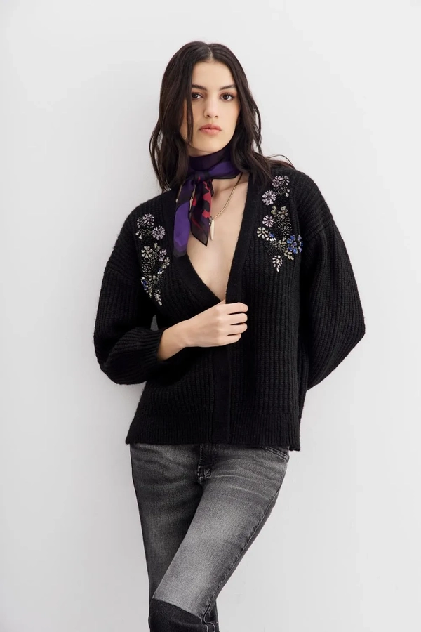 cardigan josephine flowers