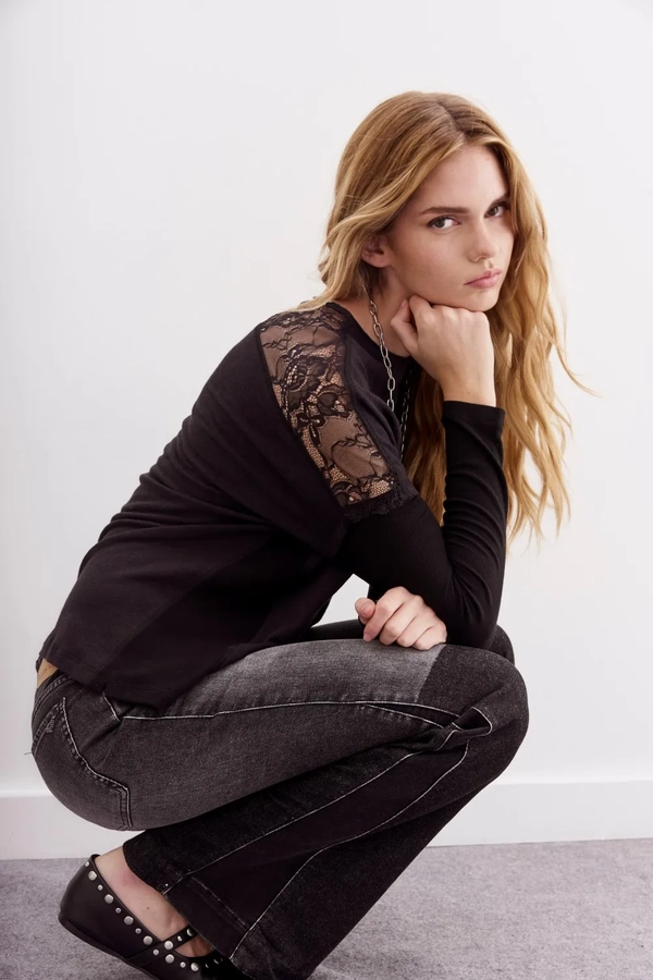 remera lina lace