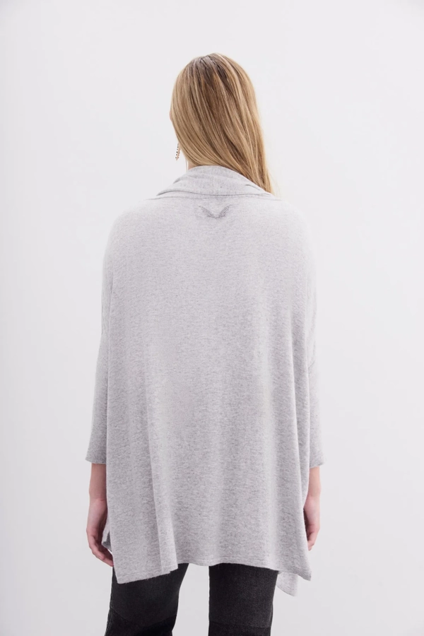 cardigan throw