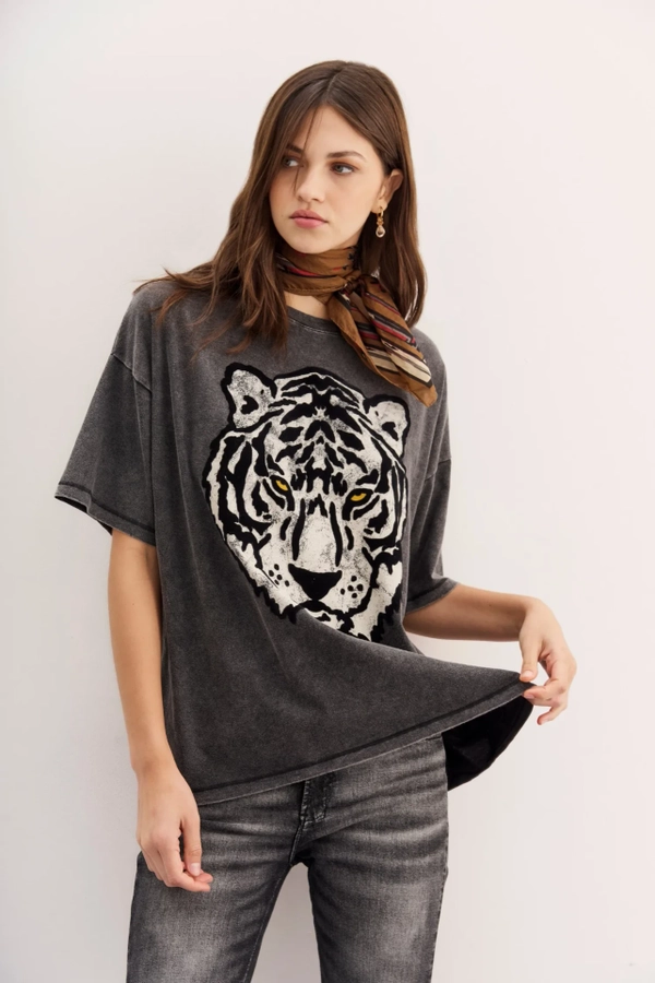 remera tiger sport