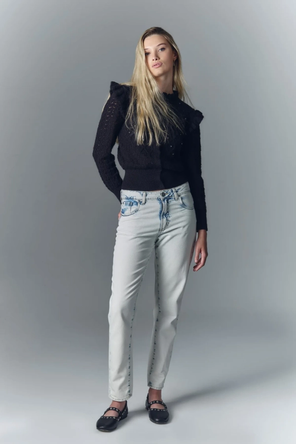 jean mom iggy bleach