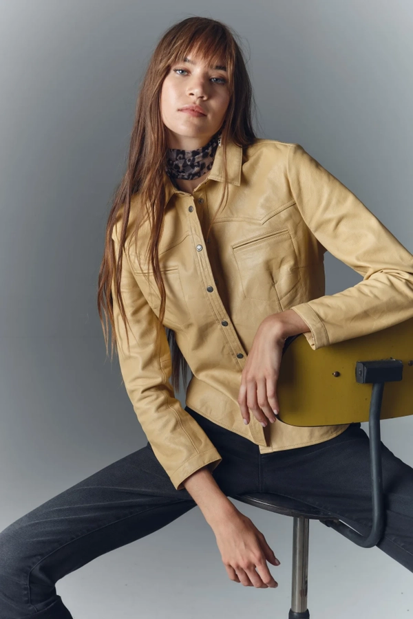 camisa bellota soft cuero
