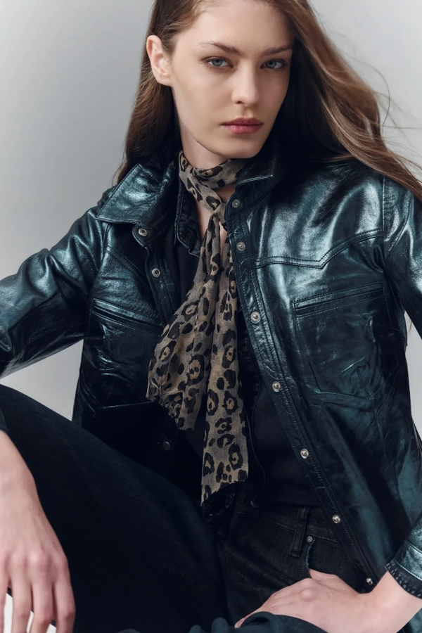 camisa bellota metallic cuero