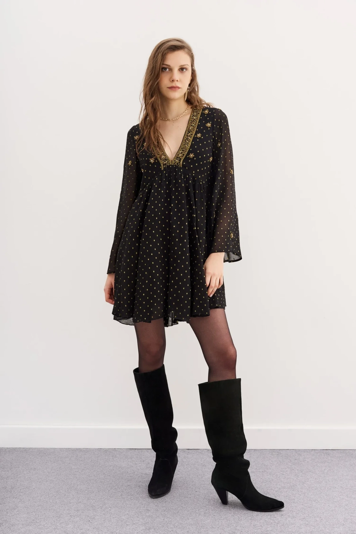 vestido bordado