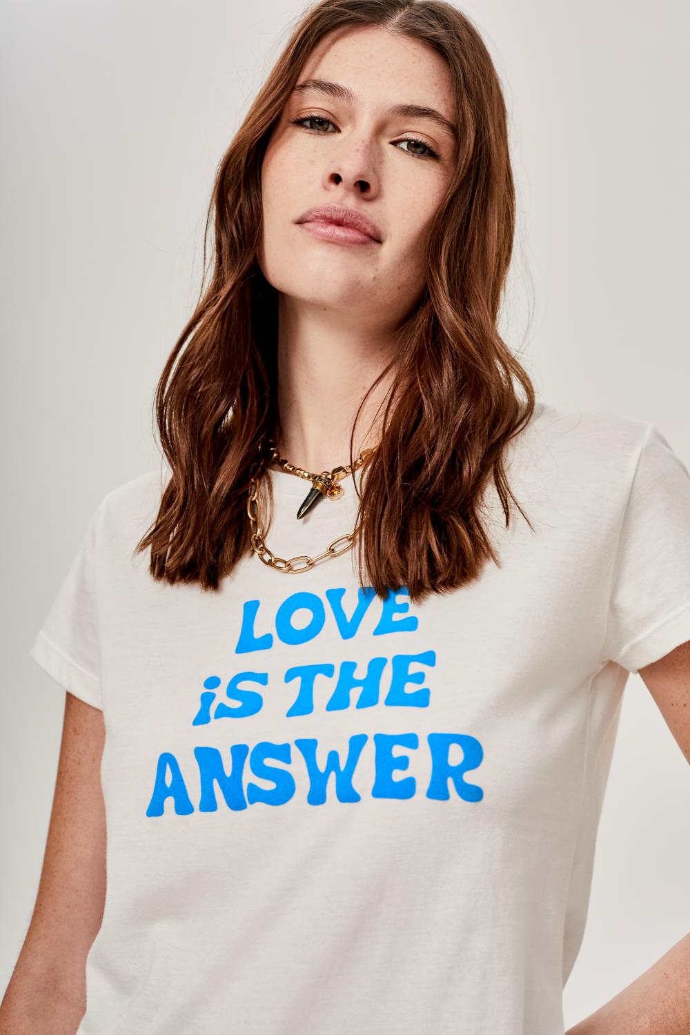 Remera Love Is The Answer
