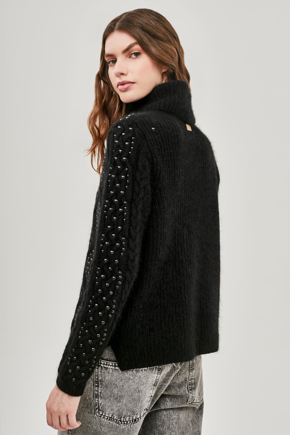 Sweater Nollan Fix