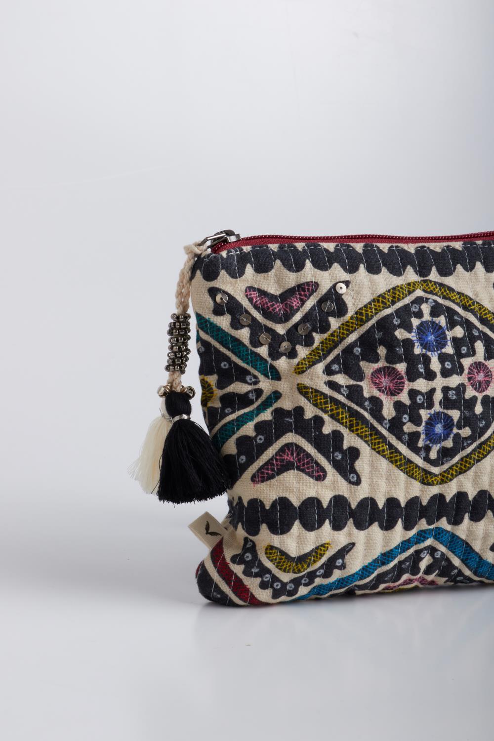 bolso mini cutwork