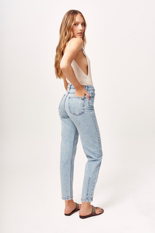 Jean Mom Line