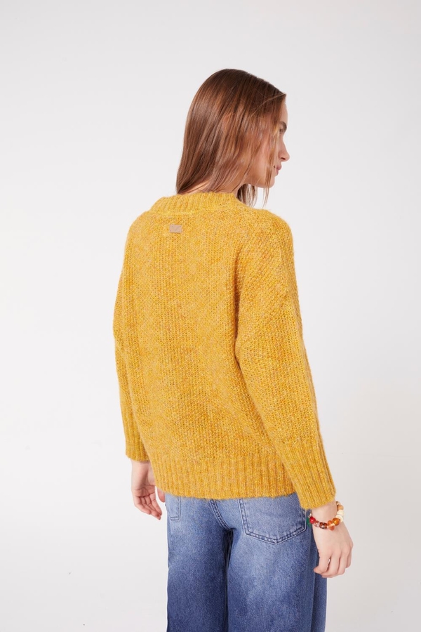 sweater discotheque