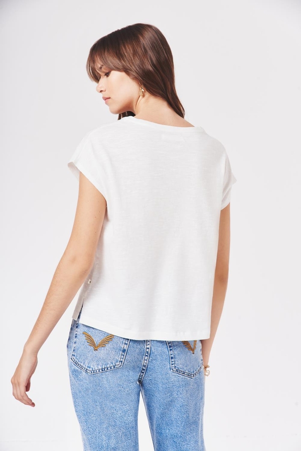 remera lirio new