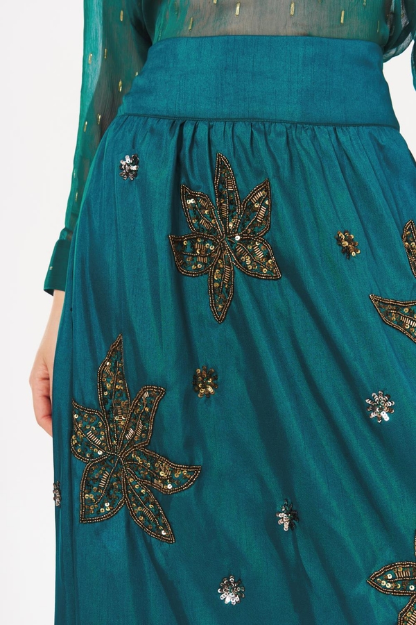 pollera embro shiki