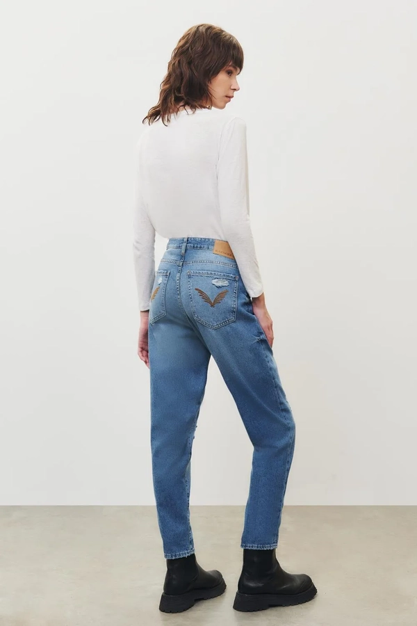 jean mom blue trash