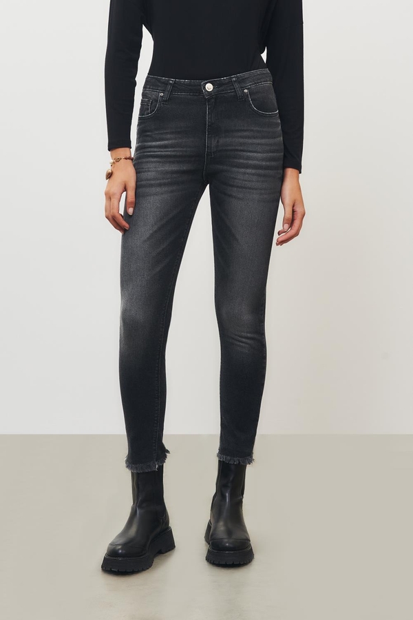 jean slim hard black