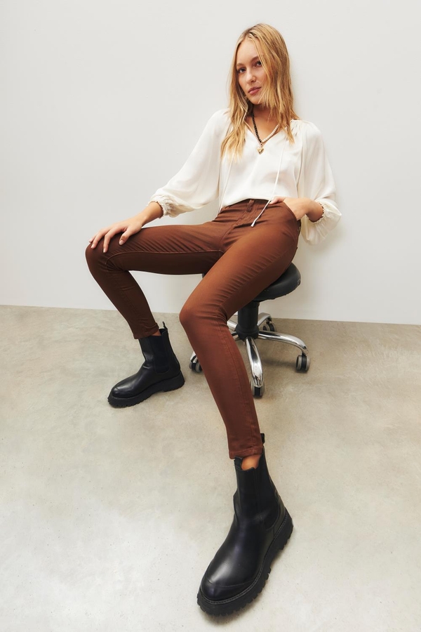 jean slim satin caramel