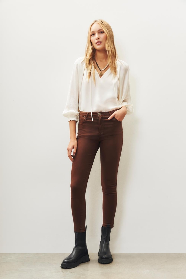 jean slim satin caramel