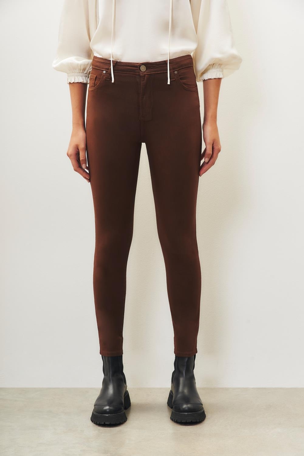 jean slim satin caramel