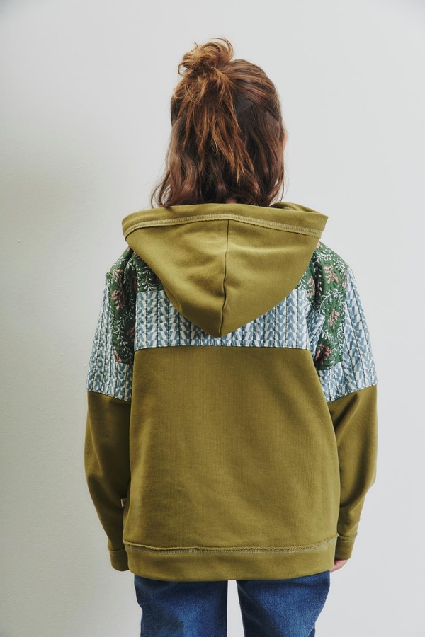 buzo patches girls