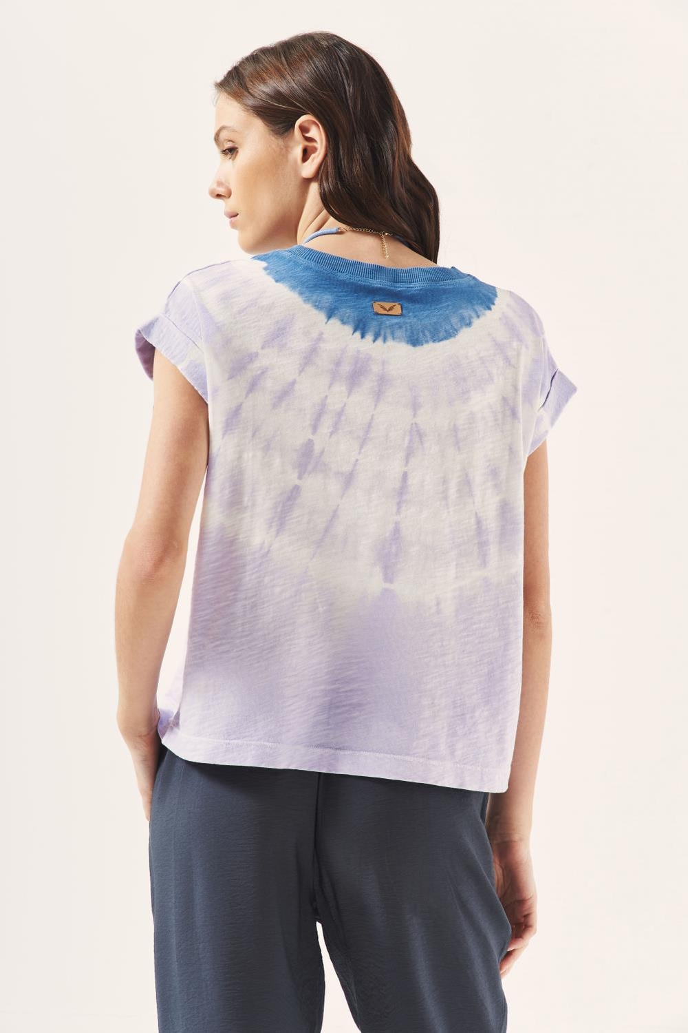 remera collar dye new