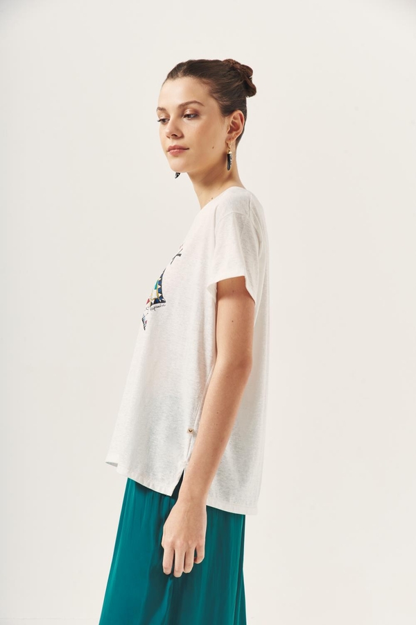 remera love hurts