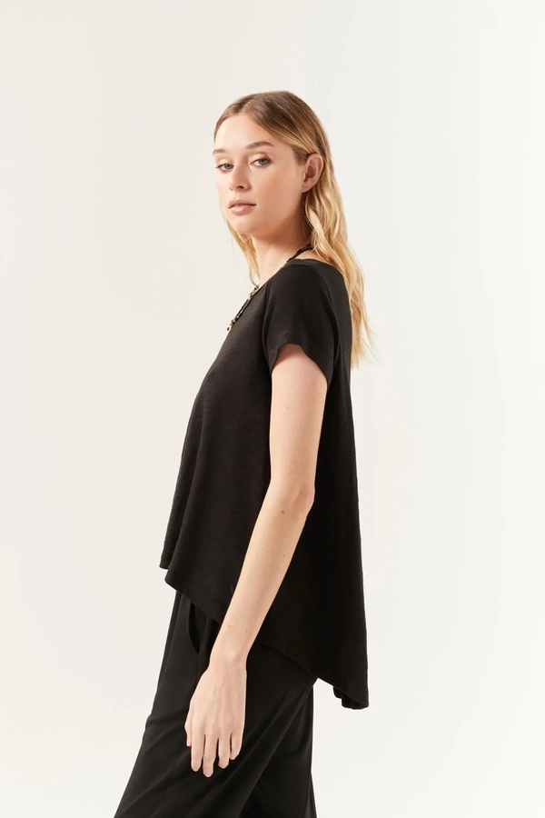 remera new marin basic