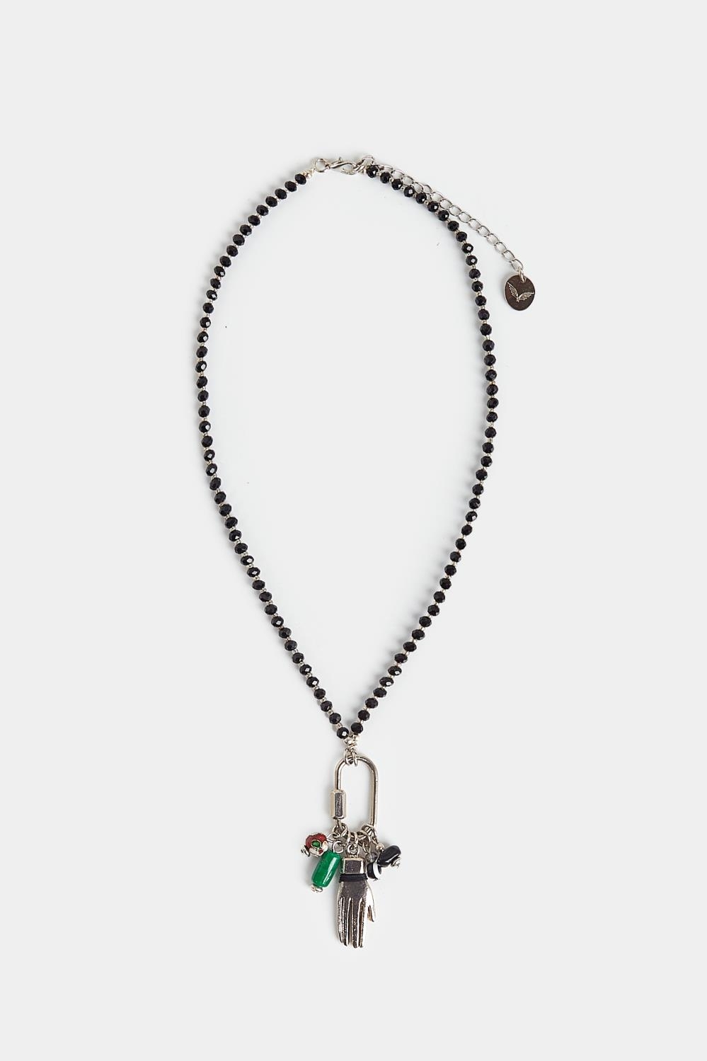 collar link amulet