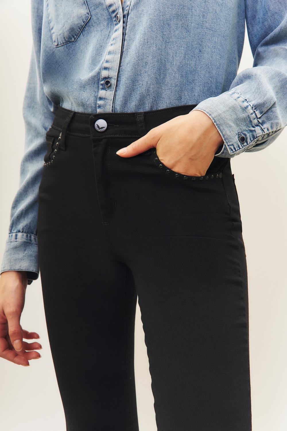 jean slim julie new
