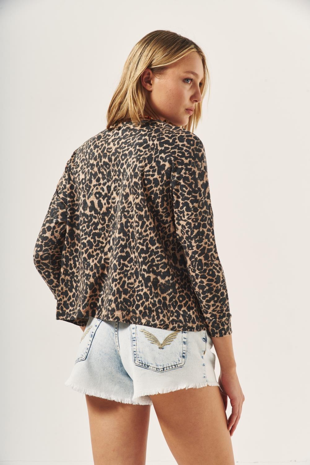 remera new fur