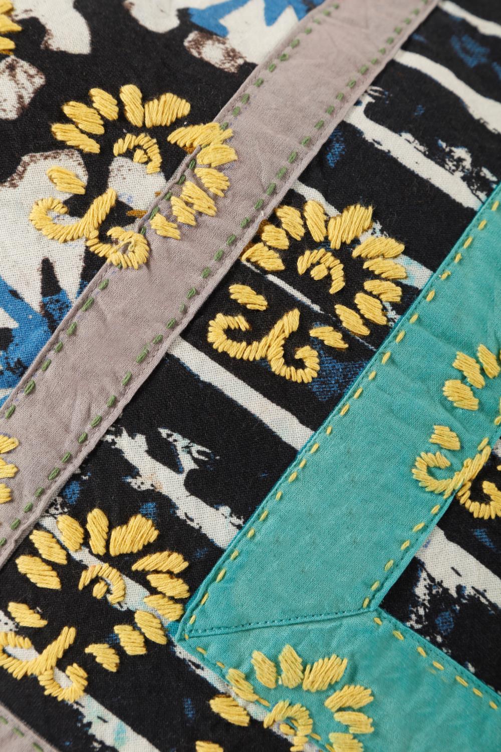 almohadon ikat rhombus