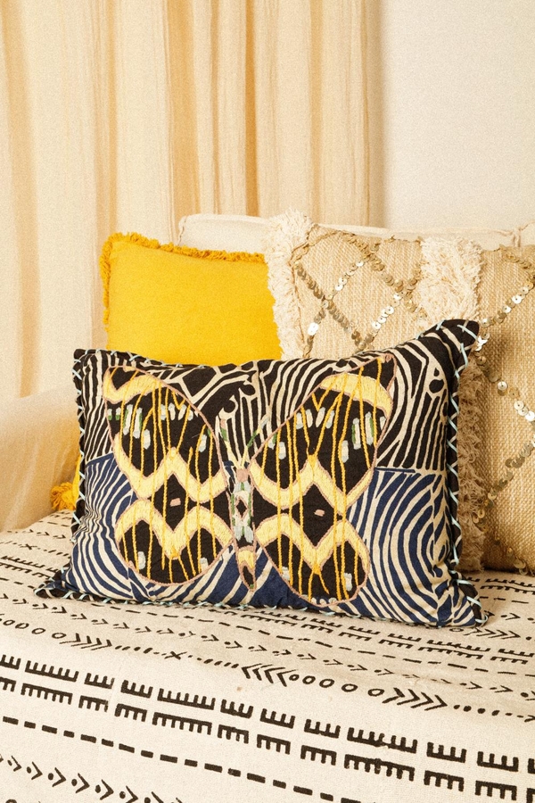 almohadon butterfly 40x60