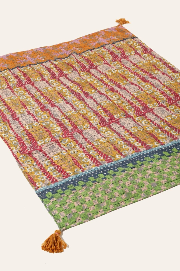 manta khanta quilt