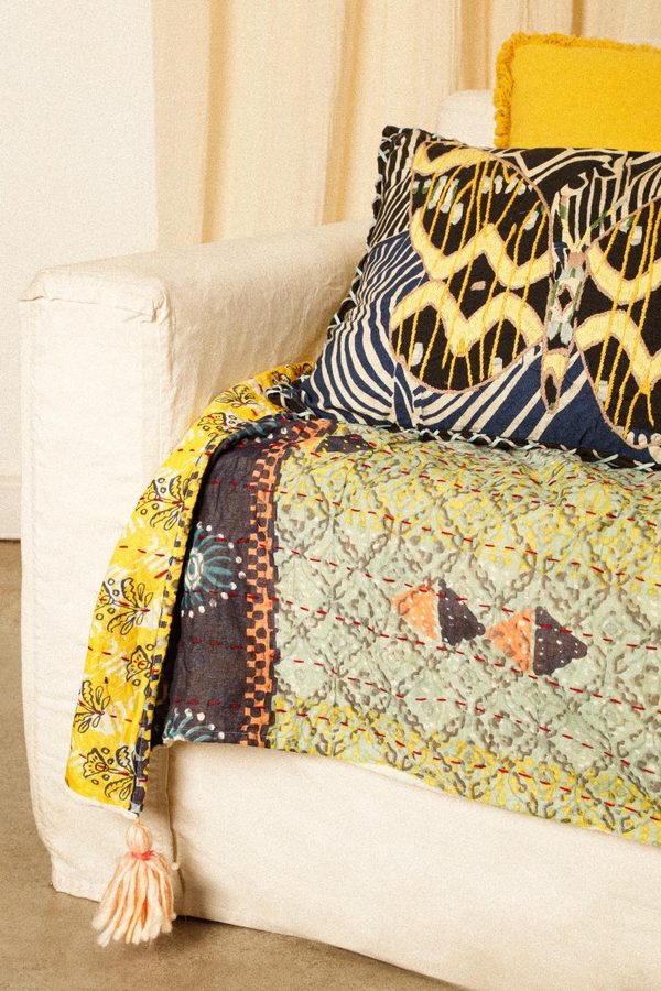 manta khanta quilt