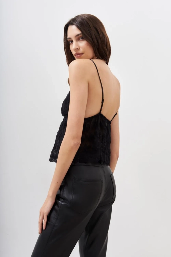 musculosa josephine