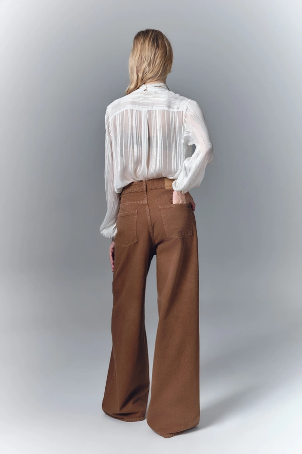 jean oxford spicy