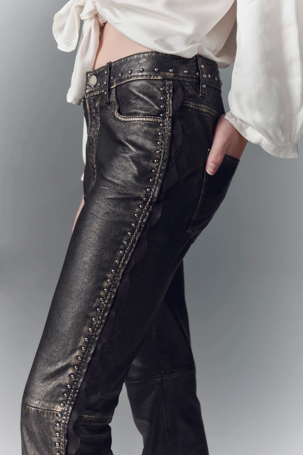 pantalon carrys cuero