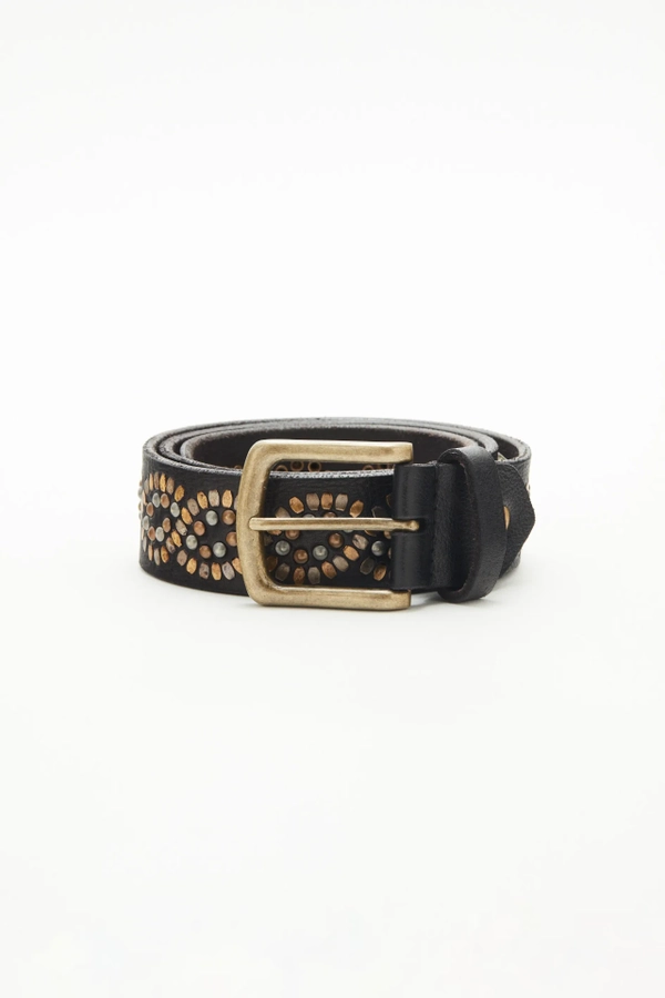 cinturon snake studs