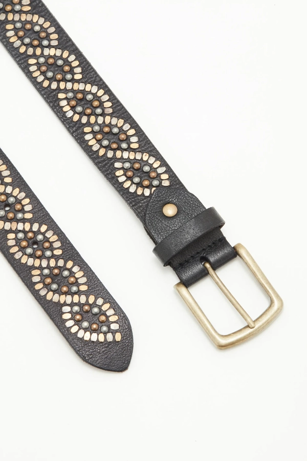 cinturon snake studs