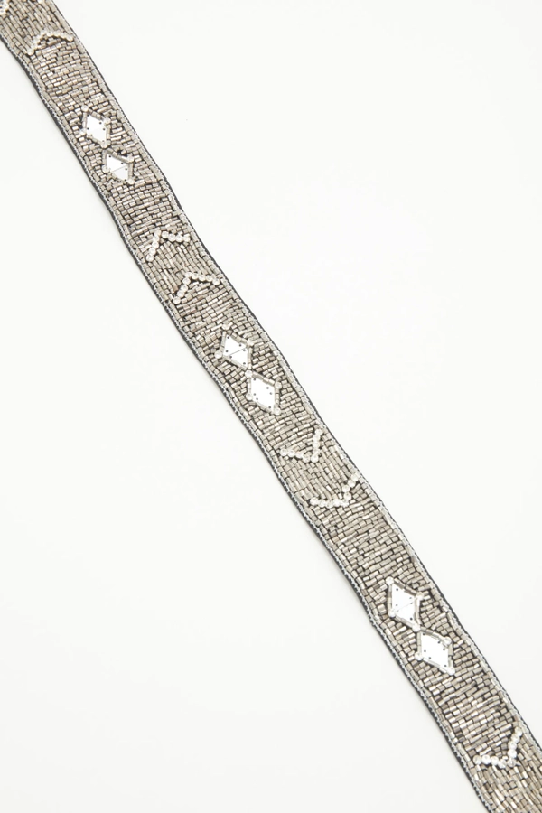 cinturon metal triangle