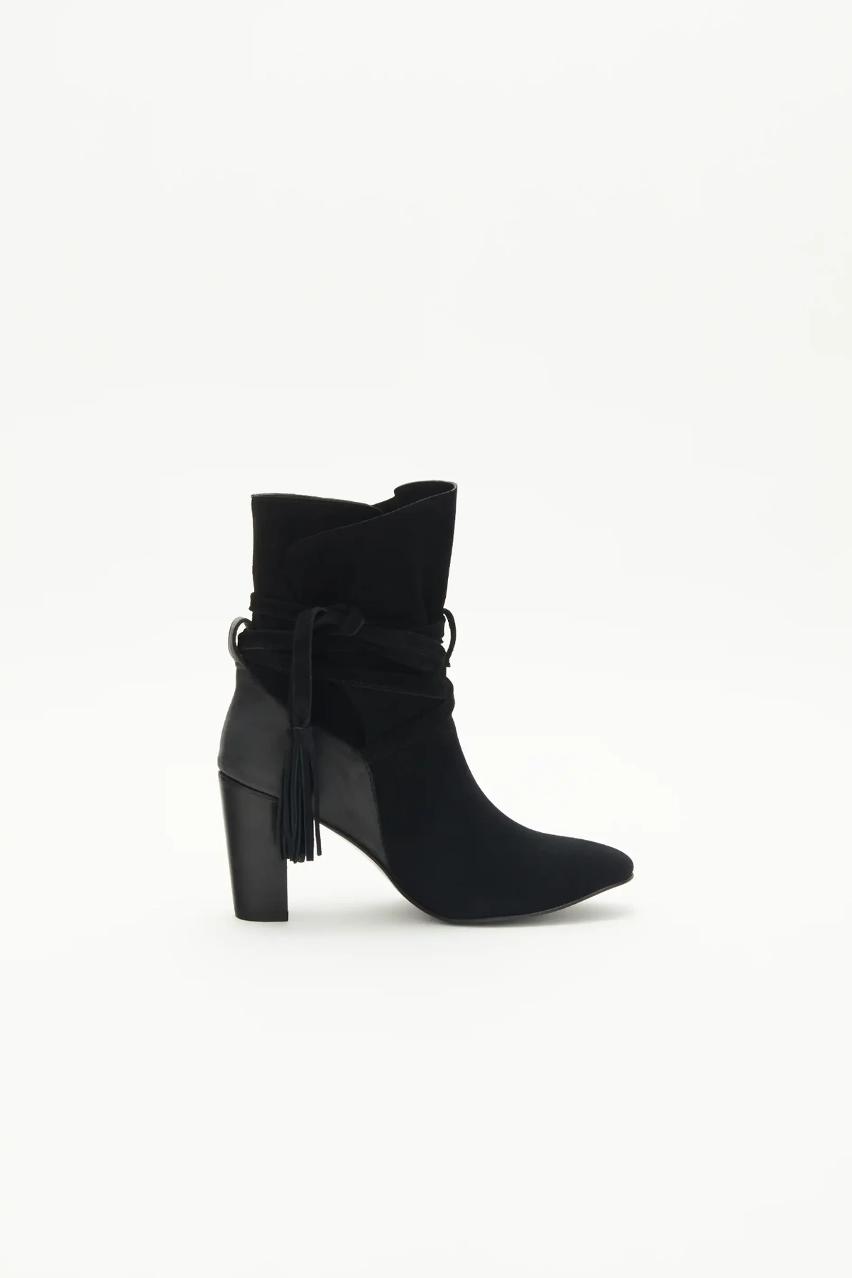 bota strap suede