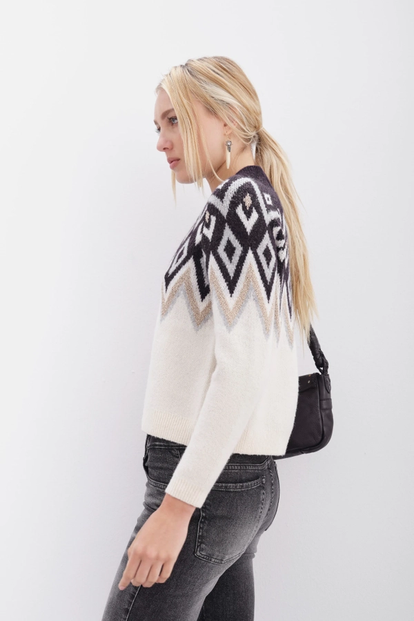 sweater kabil lurex